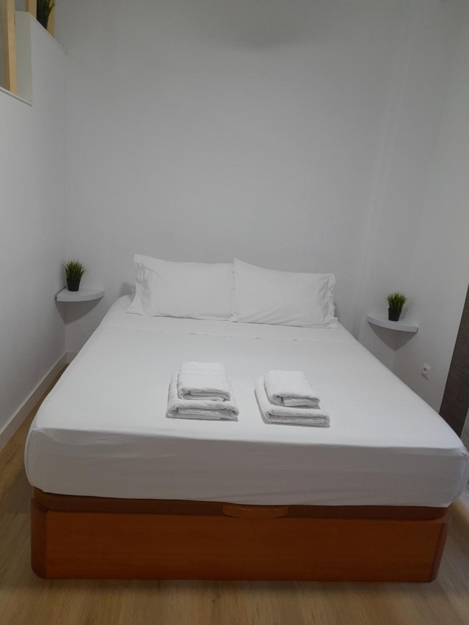 Comodo Aparta Estudio Centrico En Alicante Exterior foto