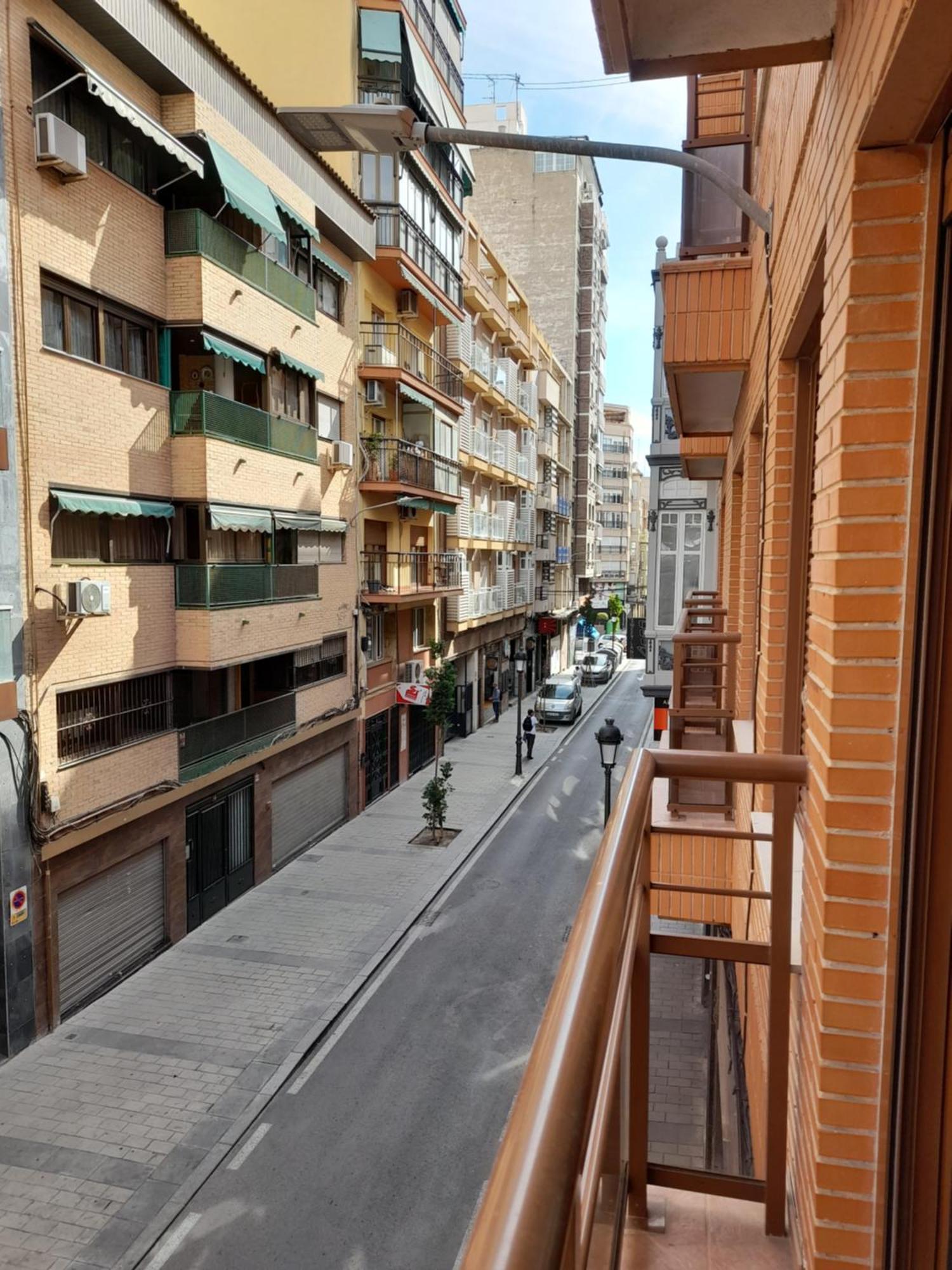 Comodo Aparta Estudio Centrico En Alicante Exterior foto